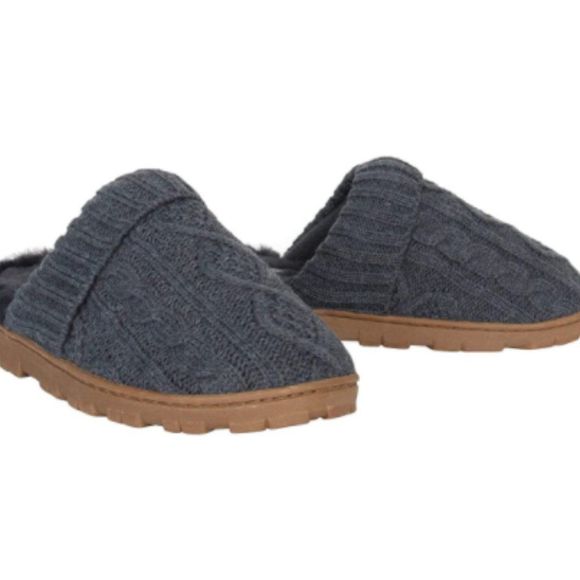 Jessica Simpson Women's Soft Cable Knit Slippers with Indoor/Outdoor Sole - Picture 5 of 6